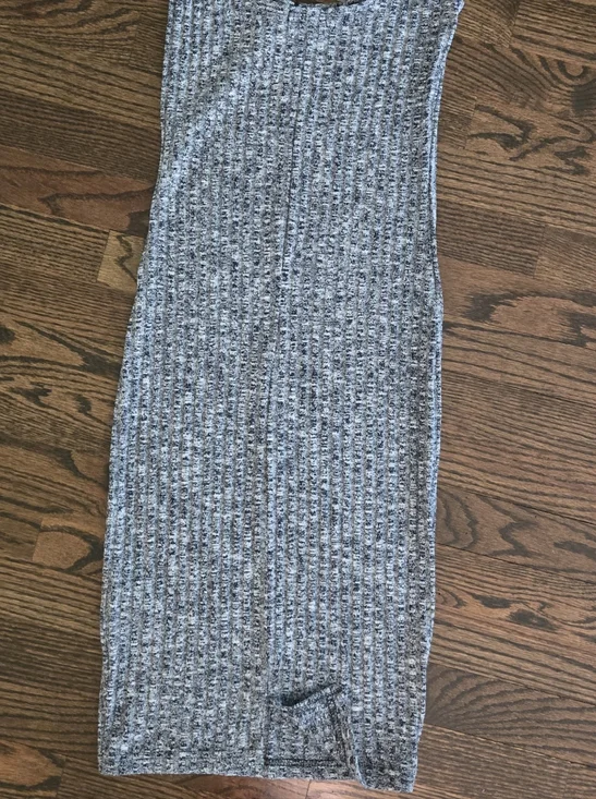 Cotton On Bodycon Midi Dress | Size XS | Grey Ribbed Knit (NWT) - Picture 5 of 6